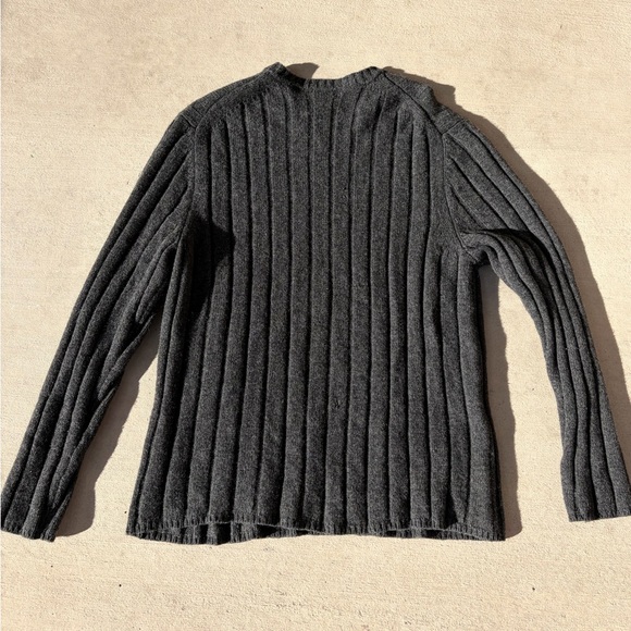 Gray Ribbed Sweater - Picture 3 of 3